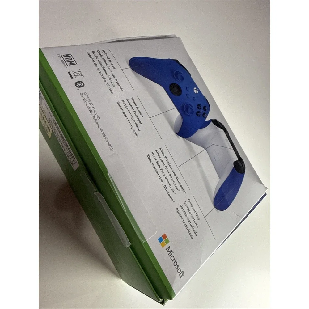 New Microsoft Original Xbox Controller S Shock Blue -Box Is Damaged